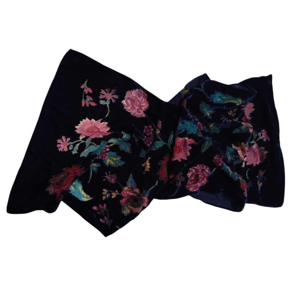 Black, Vintage-Style fForal eEmbroidered Scarf 6 X20